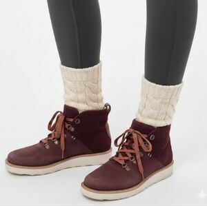 Kodiak Sauveur Waterproof Suede Leather Red Burgundy Wedge Hiking Boot Wmns Sz 9